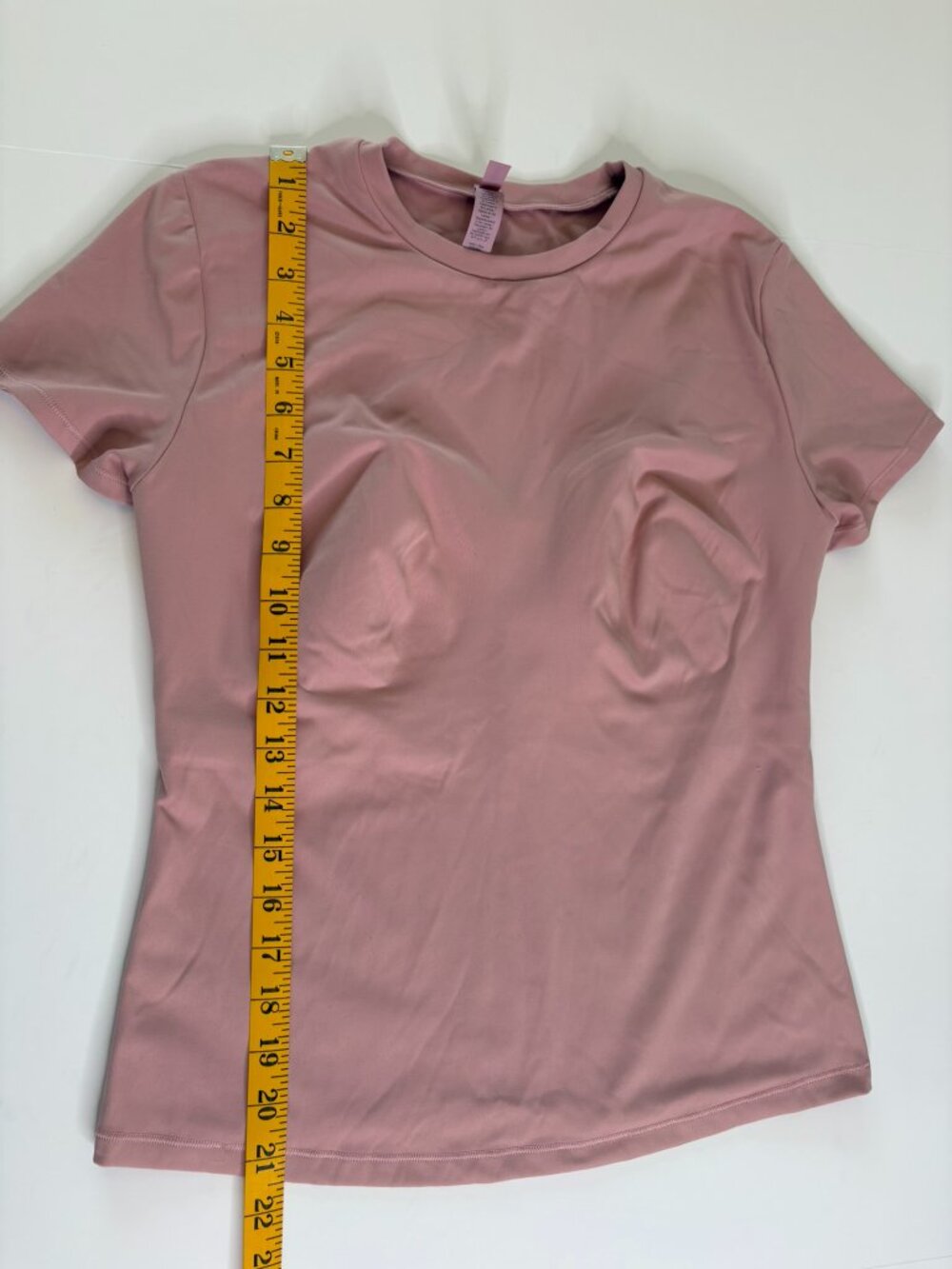 SKIMS x Nike Padded Baby Tee – Himalayan Pink – Size XL – Sculpted Stretch Top - Picture 4 of 16